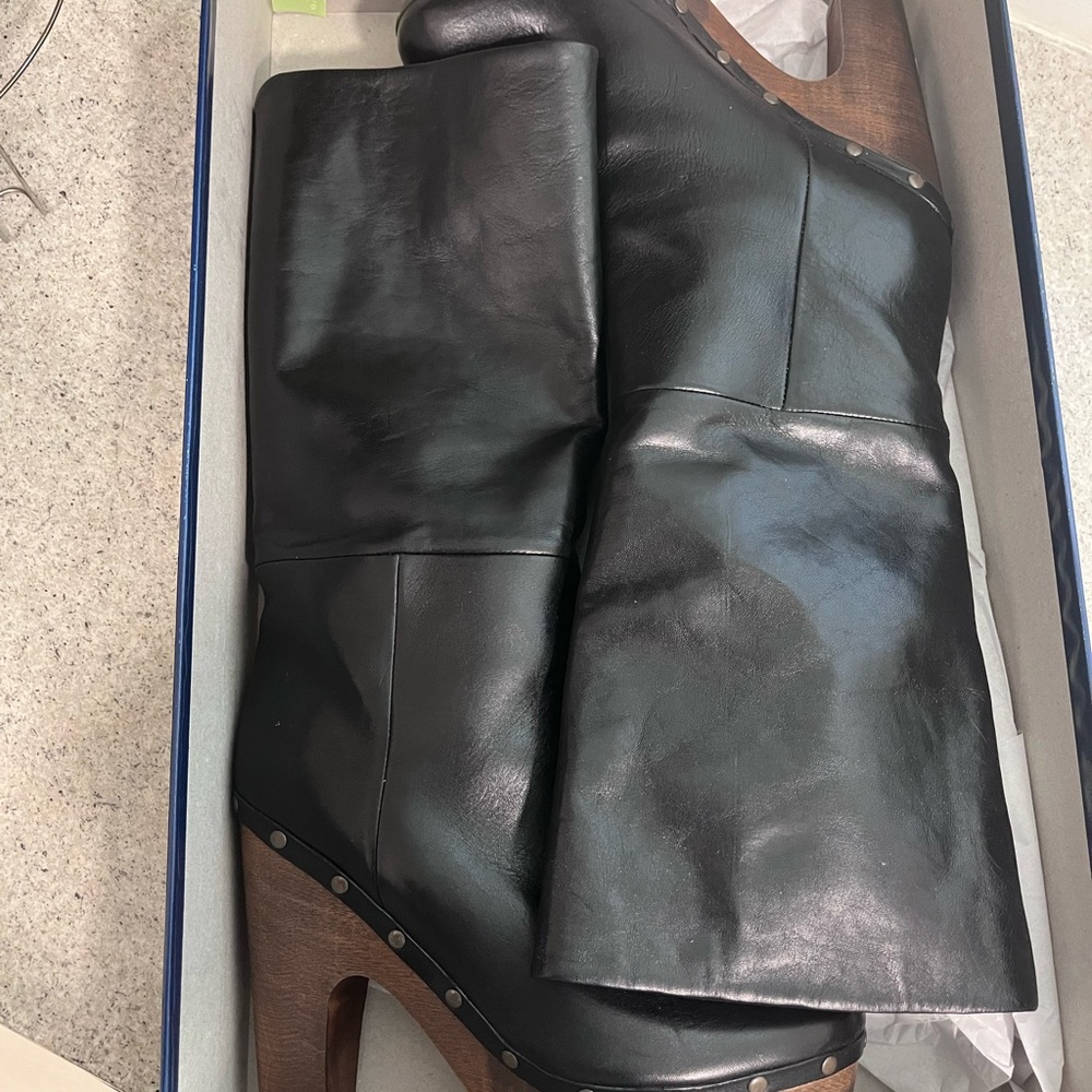 Black Polo boots size 9 new and authentic